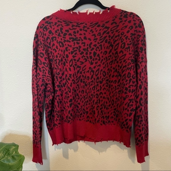 FATE Womens Distressed Leopard Sweater Red Black - Picture 7 of 7